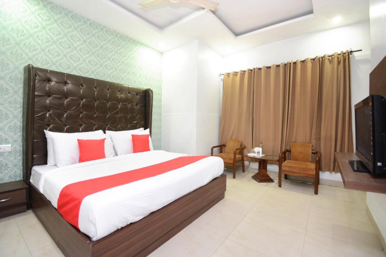 Hotel Ricky International Amritsar Exterior foto